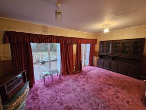 Photo 6- click for photo gallery